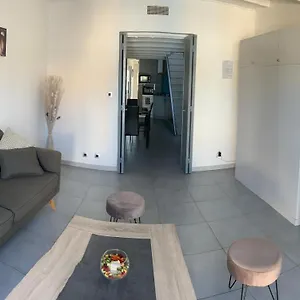 Le Cabanon De Bottai Hébergement de vacances