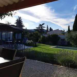 Le Sur Le Toit Bed & Breakfast